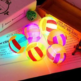 Other Toys Pet Flash Football Shape LED Light Sound Bounce Ball Fun Childrens Interactive Dog Cat Chewing Toy