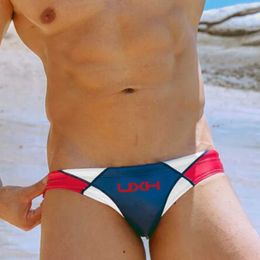 Men's Swimwear Mens Swim Briefs Low Waist Bathing Suit Swimwear Sexy Surfing Swimsuits Bikini Beach Summer Swimming Trunk maillot de bain homme Y240517