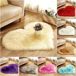 Carpets Carpet 40cm Plush Rug Heart Shape Mat Cushion 30 Rugs Living Room Area Faux Fur Imitation Wool Home Shag Ins Bathroom Decor