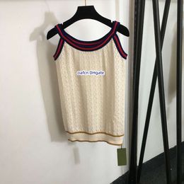 Women's tank top G letter knitted tank top sleeveless designer shirt brooch decoration V-neck hollowed out knitted cardigan suspender tank top pleated half skirt 5542