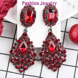 Dangle Chandelier Luxury Jewellery wholesale bridesmaid wedding accessories long gun black Rhinestone crystal chandelier womens pendant earrings d240516