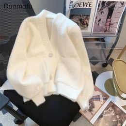 Women's Knits Duomofu Winter Button White Knit Tops For Woman V-neck Cardigan Sweater Harajuku Fashion Crochet Cold Tall In Korean