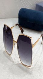 Fashion Trend Designer 0817 Sunglasses for Women elegant refined cutout frame metal sun glasses outdoor versatile style AntiUltra1017740