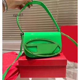 Designer Bag Luxury Handbags Shoulder Bags Womens Fashion Underarm Pouch Top Quality Real Leather D-Designed Classics Beautiful Christmas Present 917