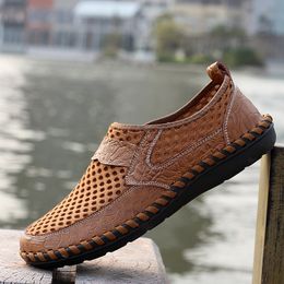 Sapatos casuais de verão de tamanho grande de tamanho artesanal de roupas masculinas respiráveis de desgaste de desgaste de sandálias respiráveis