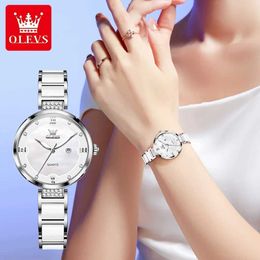 Avanadores de pulso olevs 5589 New Womens Quartz Watch 36mm Dial grande Dial à prova d'água feminino de luxo de diamante calendário feminino watchl2304