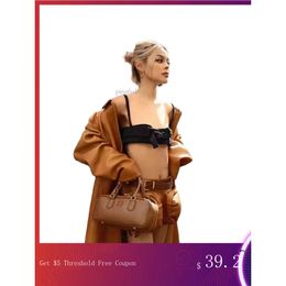 2024 Miui Hot Wander Shoulder Matelasse Bowling Tote Designer Bag For Womens Man Leather S Top Handle Mini Cross Body Clutch Handbag Pochett