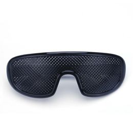 Pinhole Glasses Black Anti Fatigue Hallow Sunglasses Small Hole Myopia Eyewear High Quality Plastic Drop 2923