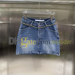 Sexy Denim Skirt Summer Women Designer Mini Dress Retro Blue Jean Skirt with Waist Chain Summer Breathable Slim Skirt