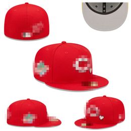designer hat Men's Baseball Fitted Hats Classic Black Colour Hip Hop Sport Full Closed Design Caps baseball cap Chapeau Stitch Heart Hustle Flowers cap A-1