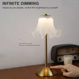 Table Lamps Romantic Bedside Flower Lamp USB Rechargeable Metal Base French Rural LED Desk Light Touch Control Stepless Dimming