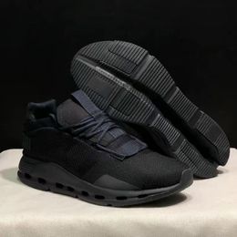 2024 Novo estilista de moda Black Casual Tennis Shoes para homens e mulheres Sapatos de nuvem Sapatos de corrida Sênis leves lentos ao ar livre DD0506A 36-45 6