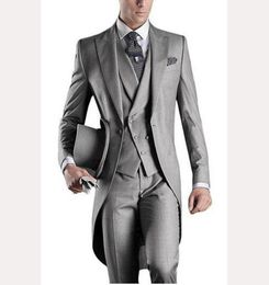 2017 Groom Slim Fit Men Suit Tailcoats Light Grey Custom Prom Groomsmen Mens suits Wedding Tuxedo JacketPantsVestTieHanky2024676