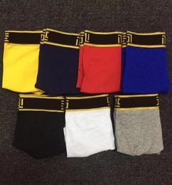 Underpants Men Soft Boxers Sexy Underwear Seamless Phnom Penh Head Shorts U Convex Designer Comfortable Cotton Boxer Panties2351205