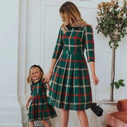 Family Green Plaid ONeck Outfits Spring Mommy and Daughter High Waisted Easter Matching Dresses 240515