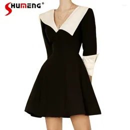 Casual Dresses 2024 Autumn Winter Dress Lux Hepburn Style Dinner Suit Black White Contrast Colour V-neck Slimming Long Sleeve Vestidos De