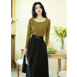 Work Dresses French Retro 2 Piece Set For Women Single Breasted Square Neck Sweater Green Black Skirt Casual Outfits Lady Fashion Fall