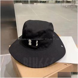 Wide Brim Hats Bucket Hat Casual Uni Luxury Designer 2 Colour Visor Versatile Summer Black And Red Sun Seaside Outdoor Travel Drop Deli Otyd5