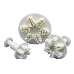 Baking Moulds Mods 3Pcs Christmas Snowflake Biscuit Mould Fondant Sugar Craft Plunger Cookie Cutters Xams Snow Cupcake Cake Drop Deli Dh6Ow