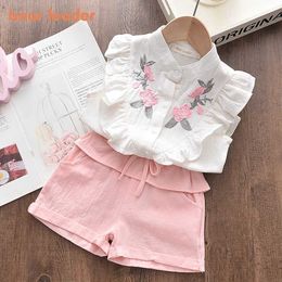 Clothing Sets Bear collar girl clothing set 2023 summer new casual childrens sleeveless shirt+shorts set girl baby clothing WX
