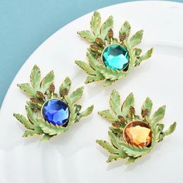 Brooches Wuli&baby Crystal Fruits Leaves For Women Unisex 3-color Beautiful Flower Party Office Brooch Pins Gifts