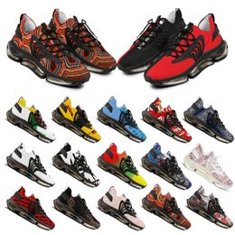 2024 Free shipping Customized Sports Shoes DIY Men Women Design Personalize Comfortable Heighten Breathable Easy clean Triple White Black Yellow Hikers Commuters