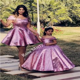 Purple Sequined Ball Gown Mother and Daughter Dresses 2020 Off Shoulder Plus Size Cheap Family Matching Formal Prom Party Gowns for Kid 259w