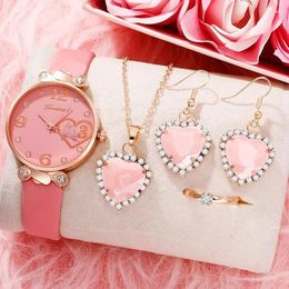 Wristwatches Pink Heart Watch Set Luxury Women Quartz Watches Simple Crystal Dial PU Leather Strap Ladies Fashion Dress Wristwatch