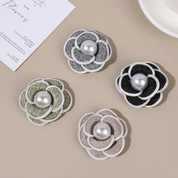 Brooches Handmade Fabric Camellia Flower Pearl For Women Elegant Corsage Lapel Pins Scarf Shawl Buckle Badge Accessories