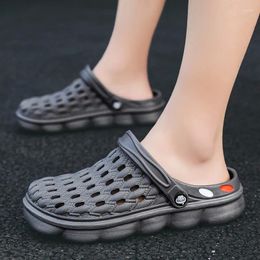 Slippers MAEDEF 2024 Men Shoes High Quality Summer Breathable Comfortable Outdoor Slides Soft Sole Garden Shoe Man's Sandals