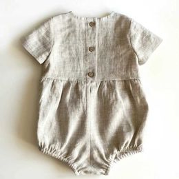 Rompers Korean style summer baby boy and girl jumpsuit cotton short sleeved cotton linen baby boy jumpsuit d240516