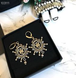 Vintage Brand Designer Copper Gold Round Alphabet Sun Flower Shape Drop Earrings For Women Jewelry9893042