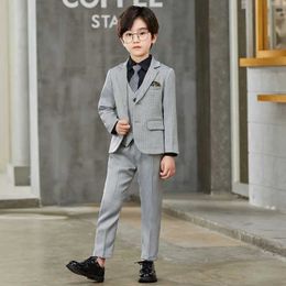 Suits Flower Boys Wedding Suit Kids Jacket Vest Pants Bowtie Formal Stripe Floral Tuxedo Party Suit School Children Performance Dress Y2405168403