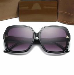 Fashion sunglasses high quality sunglasses for men and women Polarising UV400 lens leather case cloth case accessories7550201