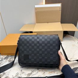 10A Fashion Luxury Messenger Handbag Crossbody Tote Bag Classic Mens 23ss Shoulder Designer 25CM Krdfj