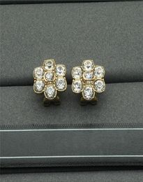 Double Letter Flower Charm Earrings Diamond Floral Designer Studs Temperament Personality Rhinestone Eardrops Whole5180168