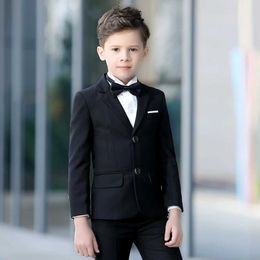 Suits Flower Boys White Formal Wedding Suit Kid Piano Dance Performance Blazer+Pant 2Pcs Tuxedo Clothing Set Child celebration Costume Y240516