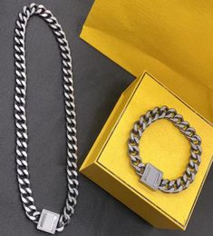 Mens Black Silver Bracelet Necklaces Jewelry Set Designer Chain Letter F Bracelets For Women Couple Chin Necklace Luxury Fashion N2568104