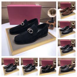 2024 Business Luxury Casual Nappe Shoes in pelle per uomini Trendy Red Elegant Man Designer Dresser Scarpe Comfort Stip-On Social Men's Formal Shoes Taglia 38-46