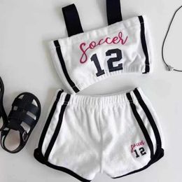 Clothing Sets 2024 Summer New Female Baby Sleeveless Clothing Set Baby Letter Sling Top+Shorts 2-piece Set for Preschool Girls Casual Sports Wear J240518