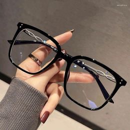 Sunglasses Women's TR90 Ultra Light Square Anti Blue Glasses Fashion Girl Decorative Diamond Retro Flat Mirror Brand Computer Optical