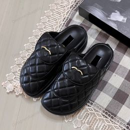 Платформа каблука Birkinstock Traps Designer Scuffs Fisherman Slipper 5 см. Золотая лишняя кожаная женская стеганая текстура Мателассе тапочки.