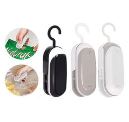 Handheld Portable Mini Sealing Machine Snack Food Storage Bag Clips Freshkeeping Plastic Bags Seal Household Heat Sealer7376694