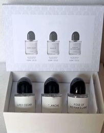 test arrival Perfume kit 3pcs30ml Fragrance spray super cedar Blanche rose of no man039s land cologne HIgh quality Parfum8333543