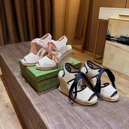 Women Wedge Sandals Designer Espadrilles Sandal Leather straw High Heels With Adjustable Buckle Wedding Dress Shoes 5.17 01