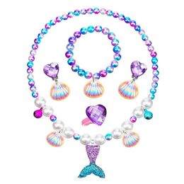 Other Jewellery Sets 5Pcs Kids Set With Card Heart Mermaid Tail Shell Pendant Fake Pearl Beaded Necklace Bracelet Ring Clip Earrings Gi Dhe9W