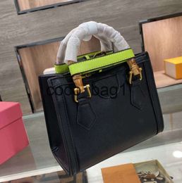 2024 10A High Quality Designer Bag Womens Luxury Handbag Crossbody Classic Bamboo Joint Multi Colour Optional Wallet