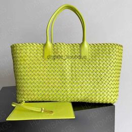 Totes Top quality designer luxury Commuter bag shopping bag tote bag cabat top grade lambskin classic wide woven elements portable one shoulder size 51 * 18 * 28CM