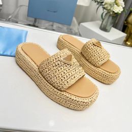 New Triangle Straw Weave Slipper women Sandal Platform Raffias Slippers Designer Womans Summer Flat Heel Casual Flip Flops Outdoors Pool Sliders Beach 5.17 03