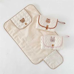 Changing Pads Covers Foldable Baby Diaper Changing Mat Nappy Pad Waterproof Infant Baby Items for Newborn Bedding Diaper Mattress Changing Cover Pad Y240518